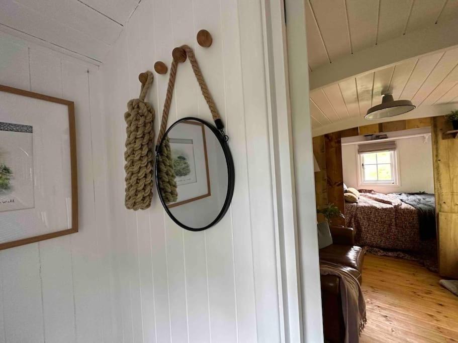 Cornwall Woodland Shepherd'S Hut Deirdres Hut Bodmin Eksteriør bilde