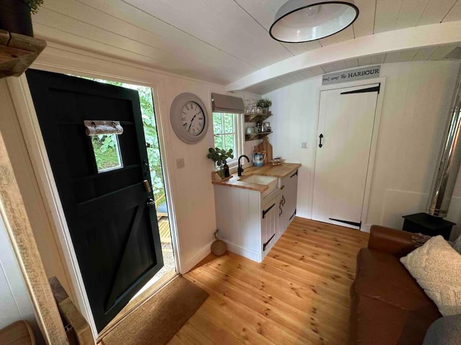 Cornwall Woodland Shepherd'S Hut Deirdres Hut Bodmin Eksteriør bilde