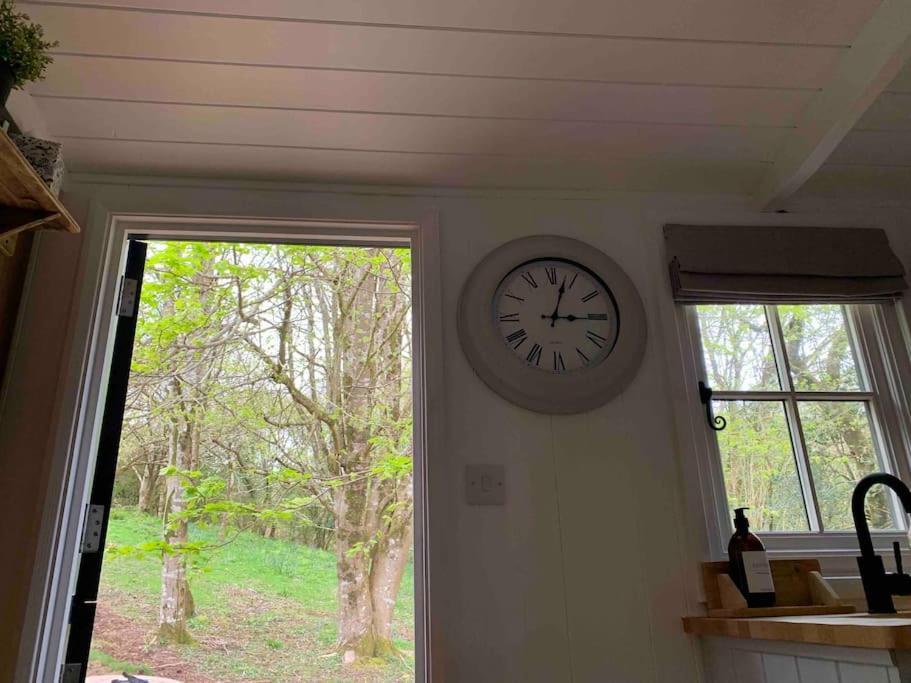 Cornwall Woodland Shepherd'S Hut Deirdres Hut Bodmin Eksteriør bilde